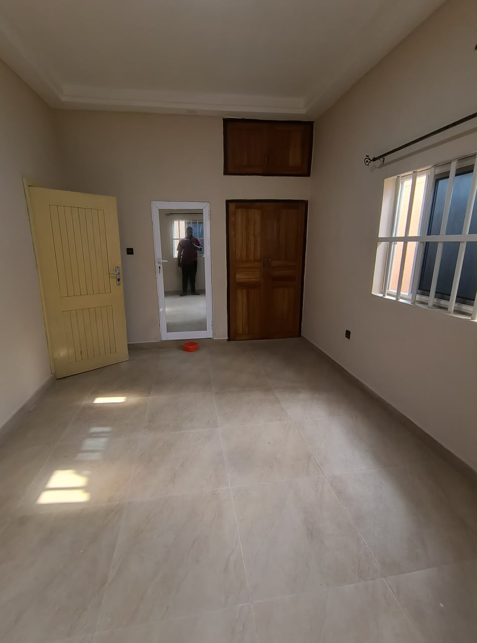 Appartement 2 chambres à louer à Togo 2000 – 160 000 FCFA