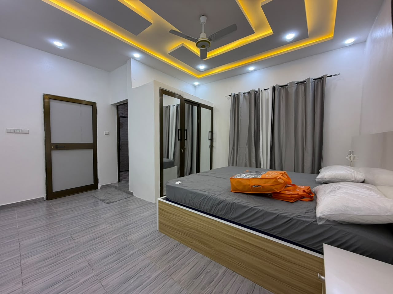 Villa meublée 2 chambres à louer à Agoe Plateau – à partir de 35 000 FCFA/jour