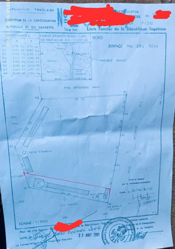 Terrain de 18 lots en vente au bord du goudron à Adetikopé - 50 millions FCFA le lot
