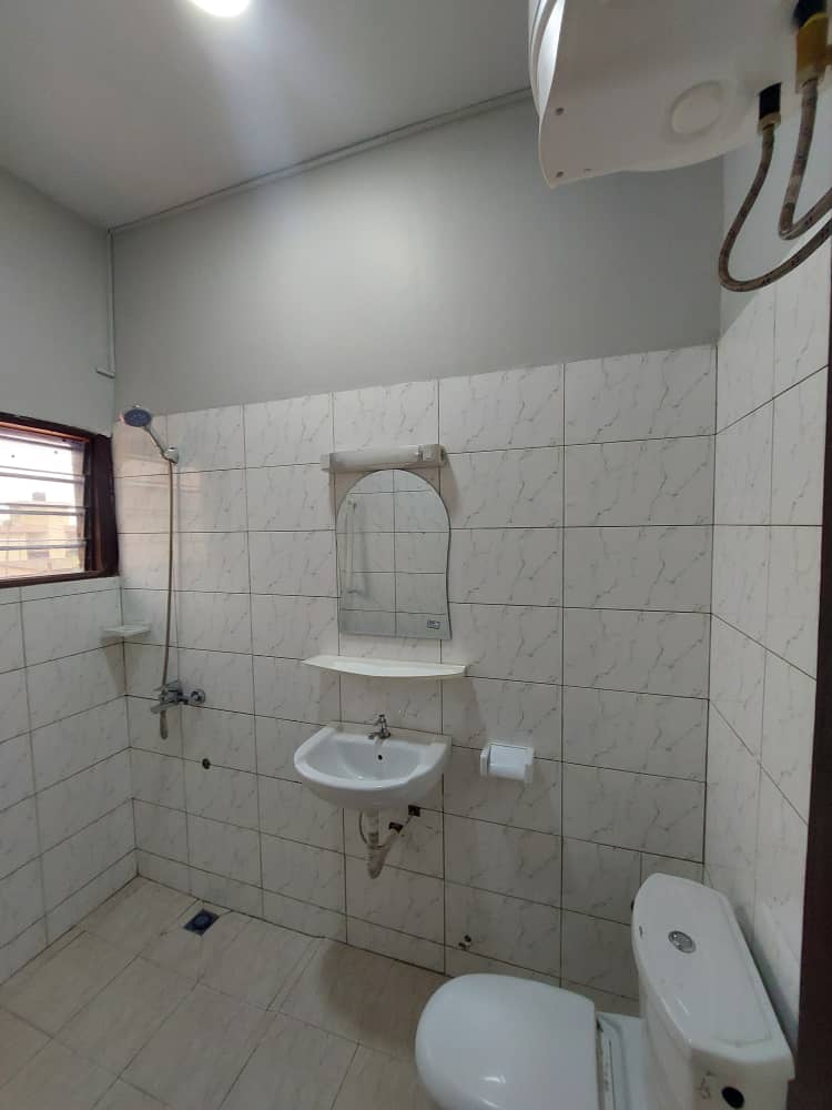 Villa duplex 5 chambres à louer à Agoé Assiyéyé – 450000 FCFA