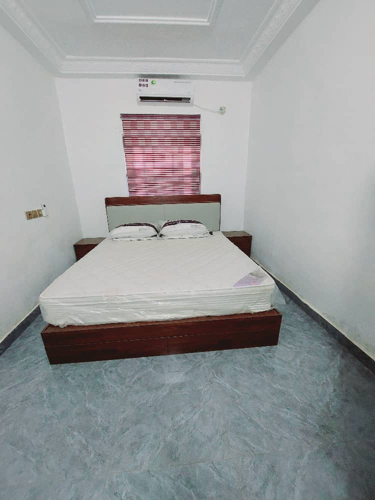 Villa 2 chambres en location à Agoè Réserve – 250 000 FCFA/mois