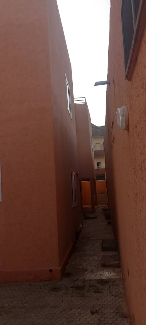 Villa 5 chambres en vente à Kegué – 250 millions FCFA