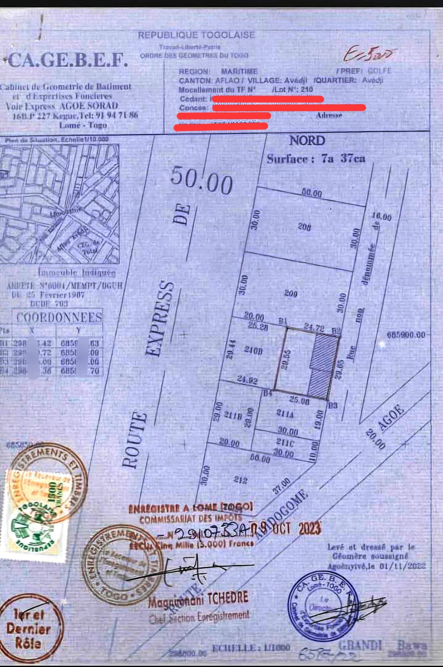 Terrain demi-lot avec 2 boutiques en vente à Avedji Limousine – 45 millions FCFA
