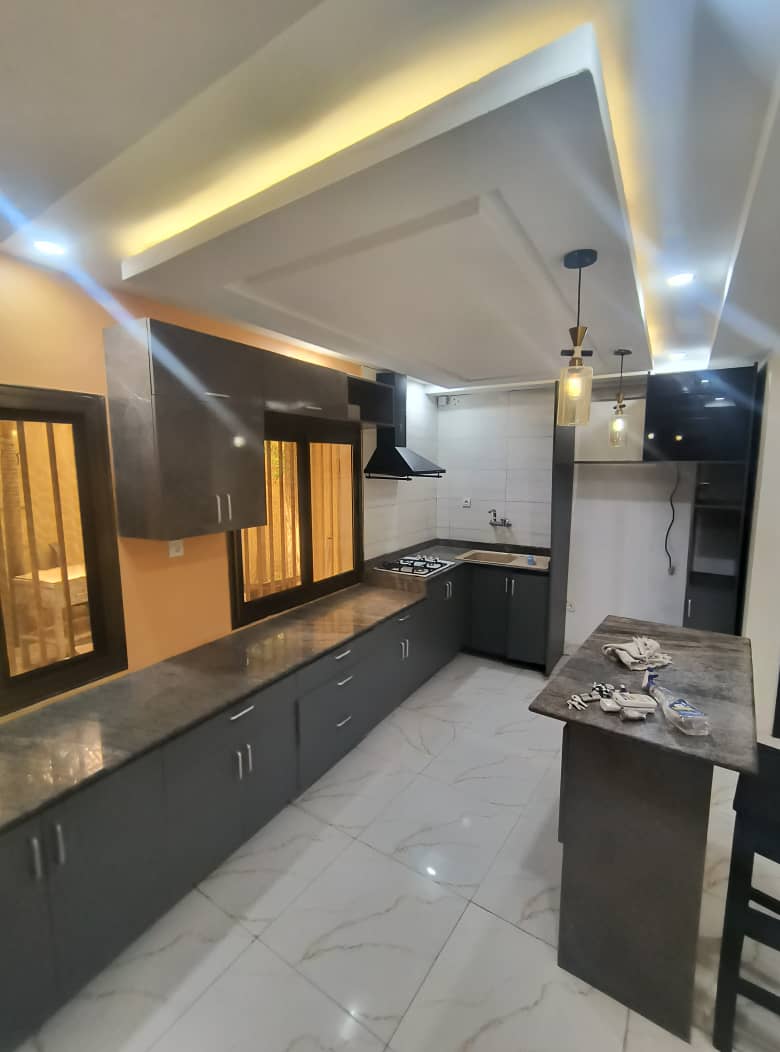 Villa duplex 7 chambres en location à Nukafu – 550.000 FCFA/mois