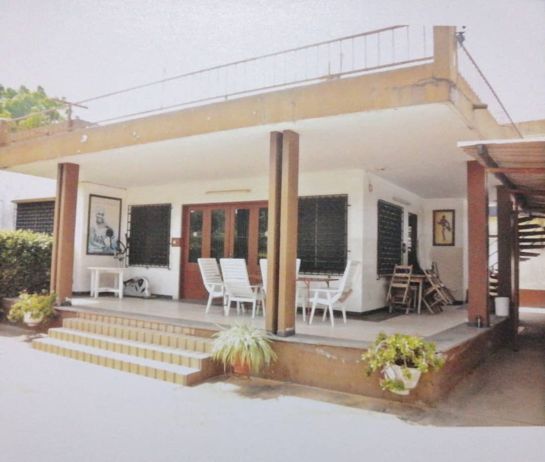 Maison à vendre en angle de rue à Tokoin Soted – 80 millions FCFA