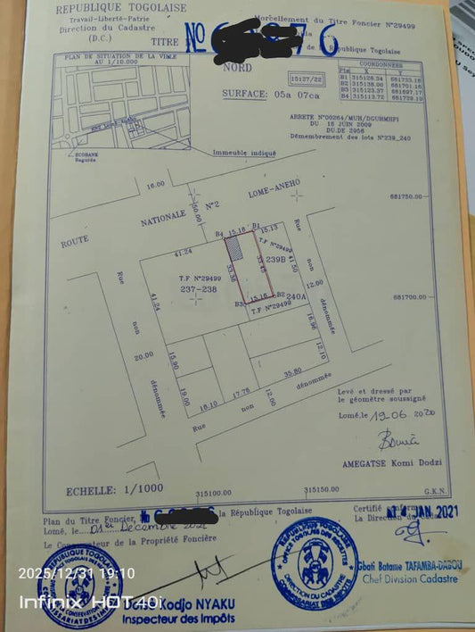 Terrain d'un lot en vente en bordure de goudron à Baguida – 100 millions FCFA