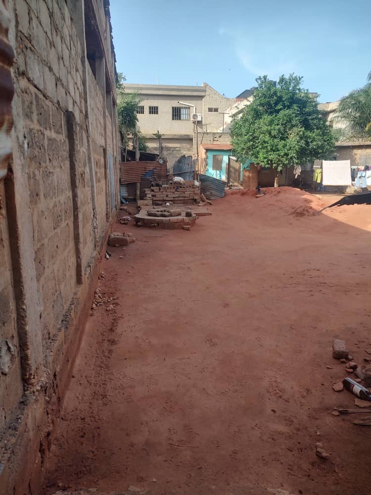 Terrain en vente à Avédji Bar 7K – 30 millions FCFA