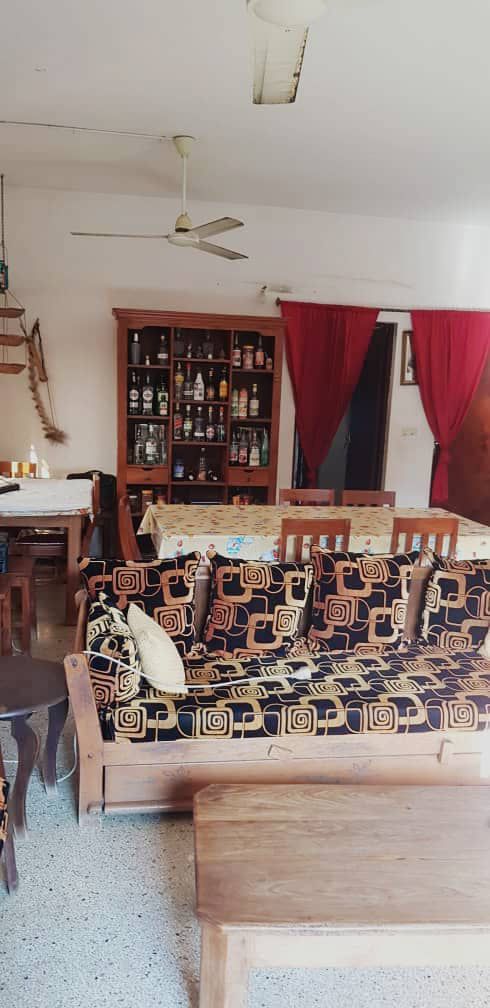 Villa 3 pièces en vente en angle de rue à Tokoin Hôpital – 47 millions FCFA