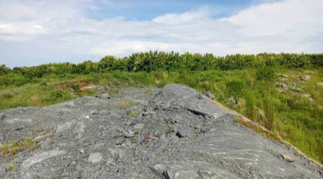 Carrière d'exploitation de roches à gravier concassées sur 10 hectares en vente à Agbélouvé – 950 millions FCFA
