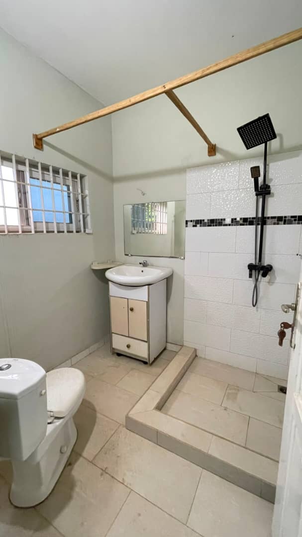Villa moderne 5 chambres en vente à Adidogomé Amadanhomé – 85 millions FCFA