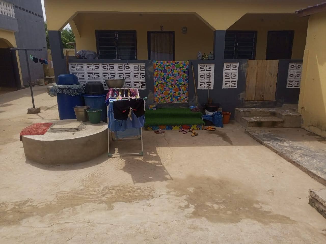 Villa 12 chambres de 600 m² en vente à Agoè Togblékopé – 65 millions FCFA