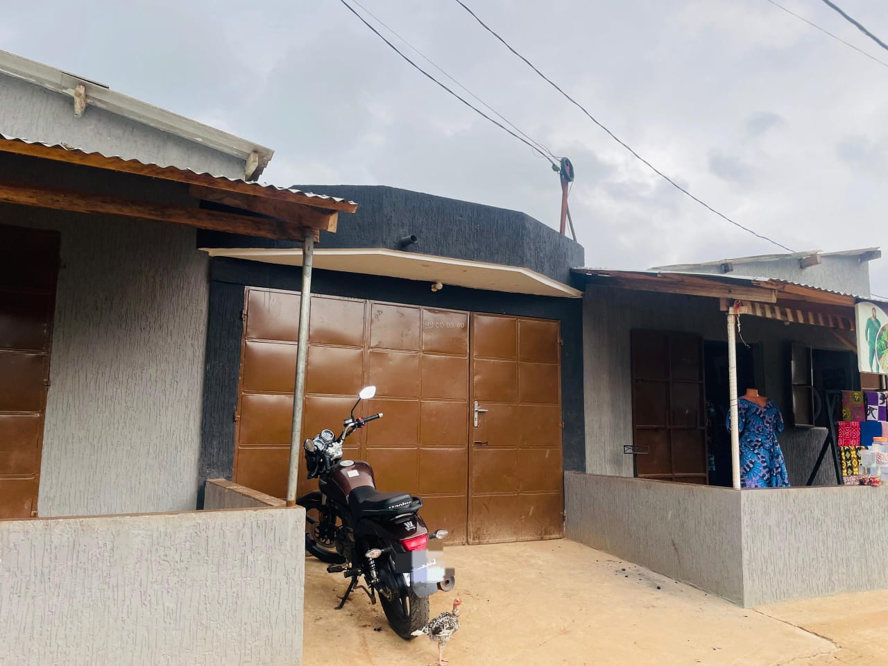 Maison de location en vente à Adetikopé – 33 millions FCFA