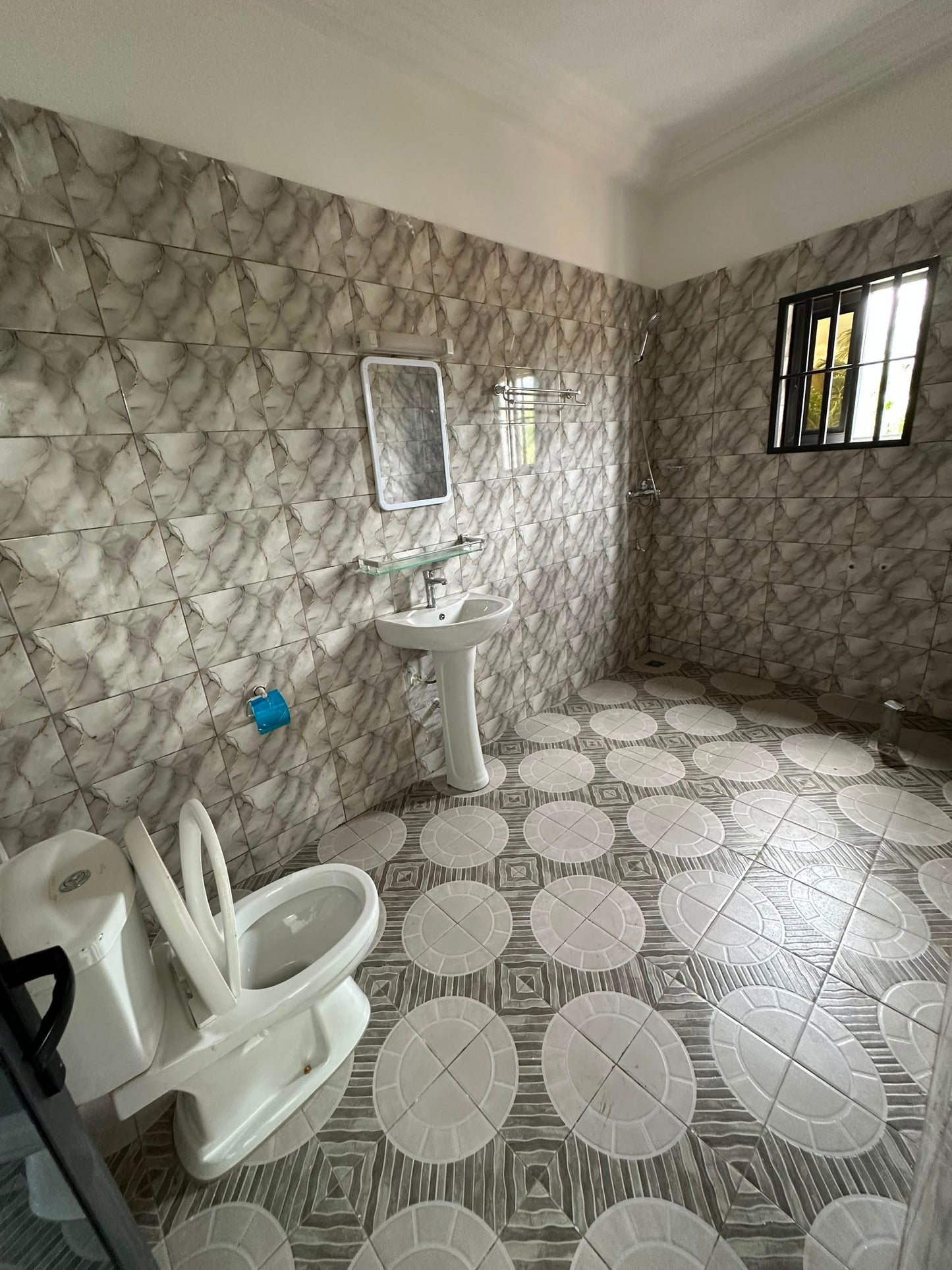 Appartement 2 chambres salon en location à Adidogomé Gblinkomegan – 100 000 FCFA