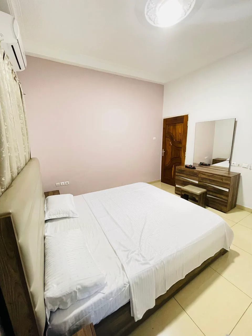 Villa meublée 3 chambres à louer à Hédzranawoé – 600.000 FCFA