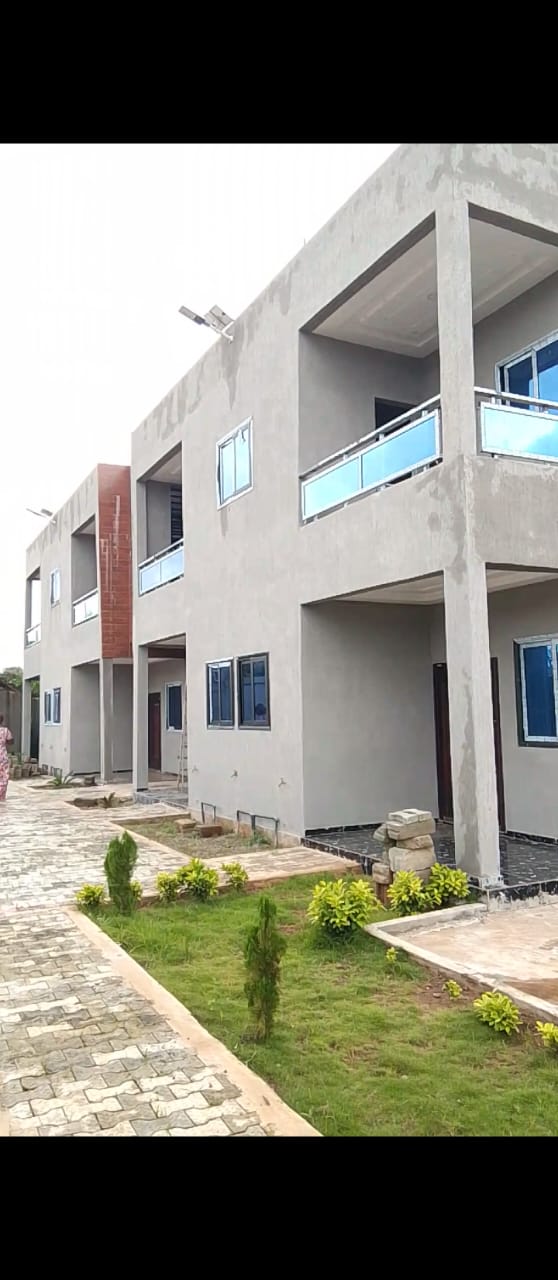 Appartement neuf 2 chambres à louer à Apessito – 100 000 FCFA