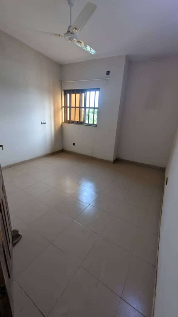 Appartement de 5 chambres à louer à Baguida – 150 000 FCFA