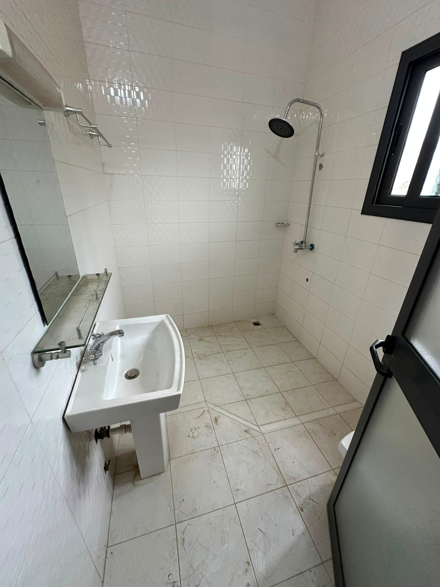 Appartement 2 chambres salon en location à Adidogomé Gblinkomegan – 150 000 FCFA