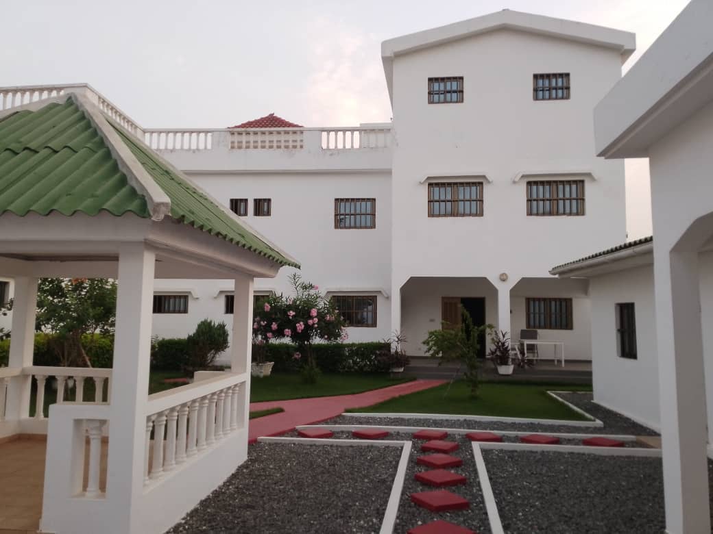 Villa 4 chambres en vente à Baguida – 220.000.000 FCFA