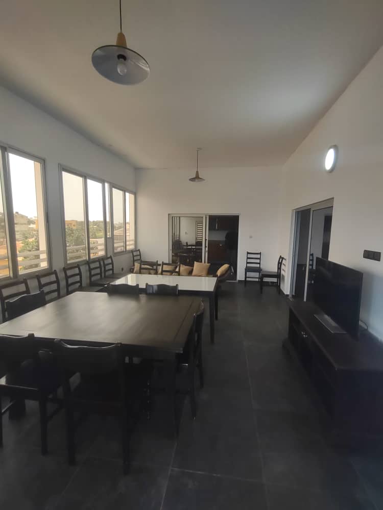 Appartement meublé haut standing en location à Nyekonakpoè – 280 000 FCFA