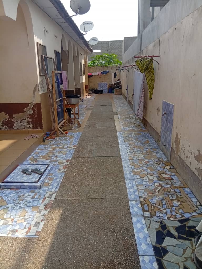 UNE MAISON À VENDRE À KPOGAN