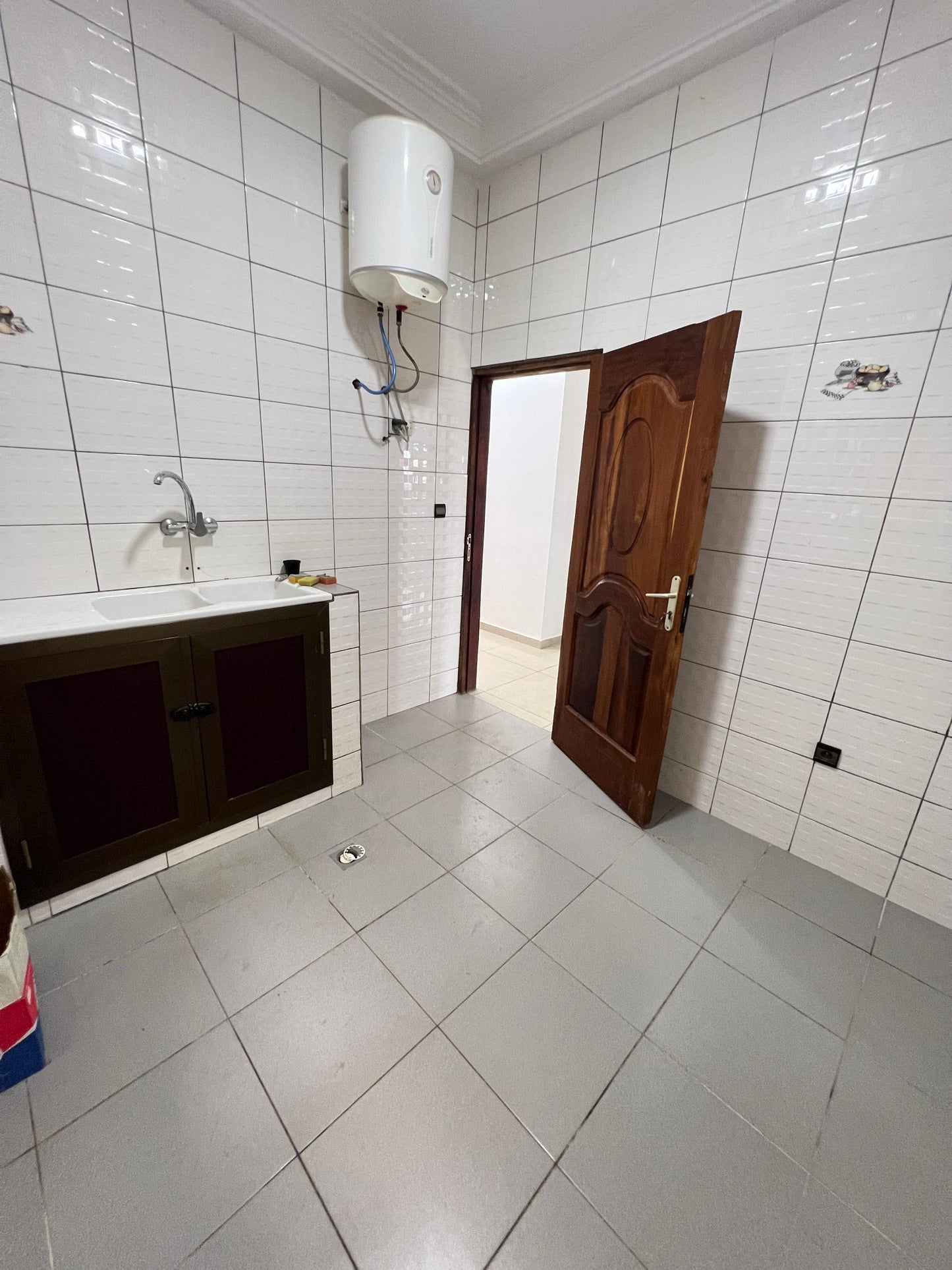Appartement 3 chambres à louer à Kpogan – 180000 FCFA/mois
