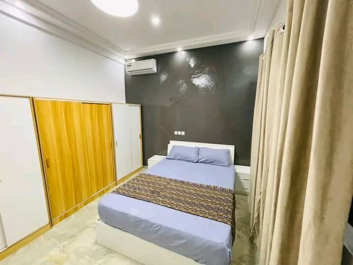 Appartement meublé 2 chambres salon à louer à Sagbado non loin du commissariat – 450 000 FCFA