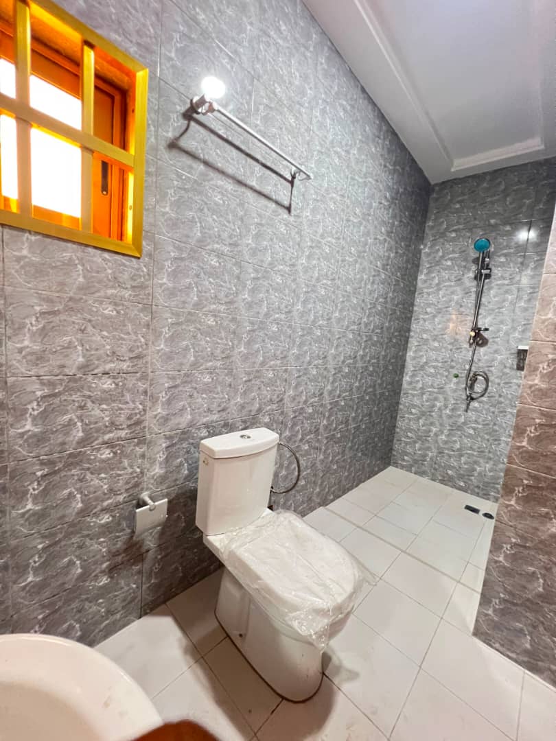 Appartement 2 chambres en location à Djagblé Akakopé – 70 000 FCFA