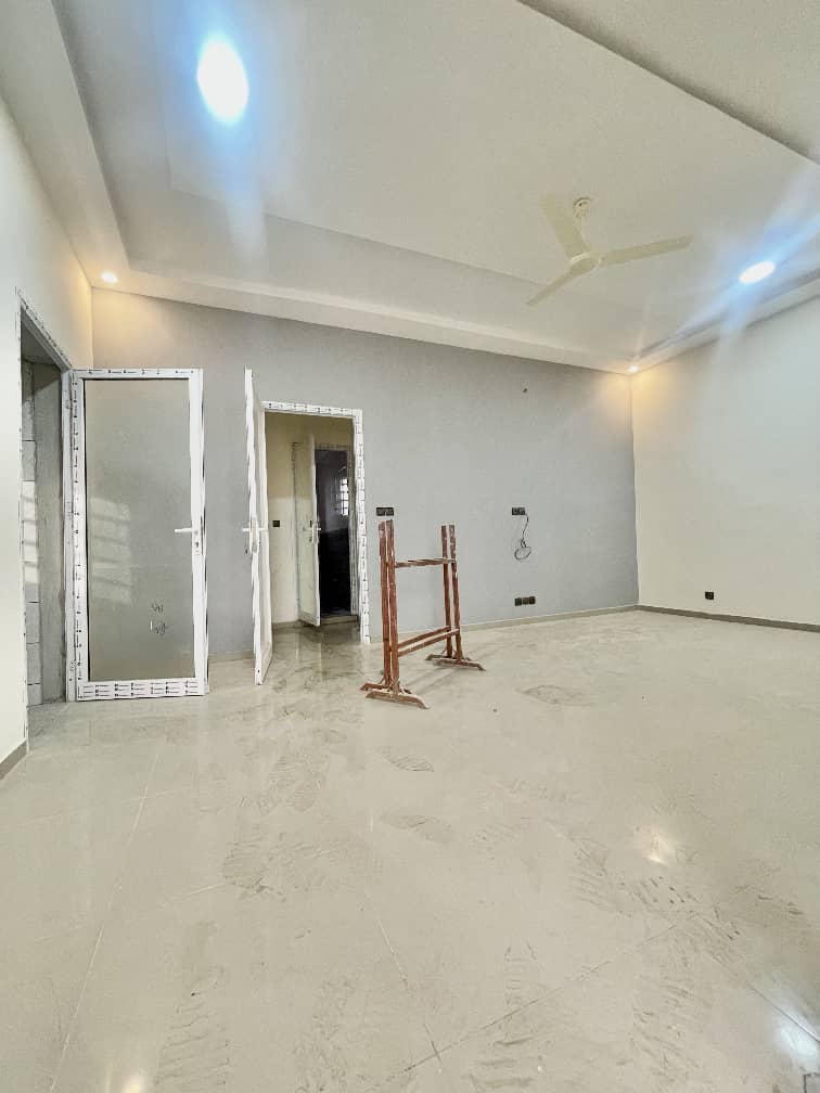 Appartement 2 chambres à louer à Agoe Assiyeye Coolgathe – 105 000 FCFA