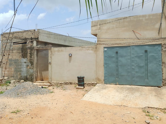 Villa 3 chambres en vente à Sanguera Sagnrame – 30 millions FCFA