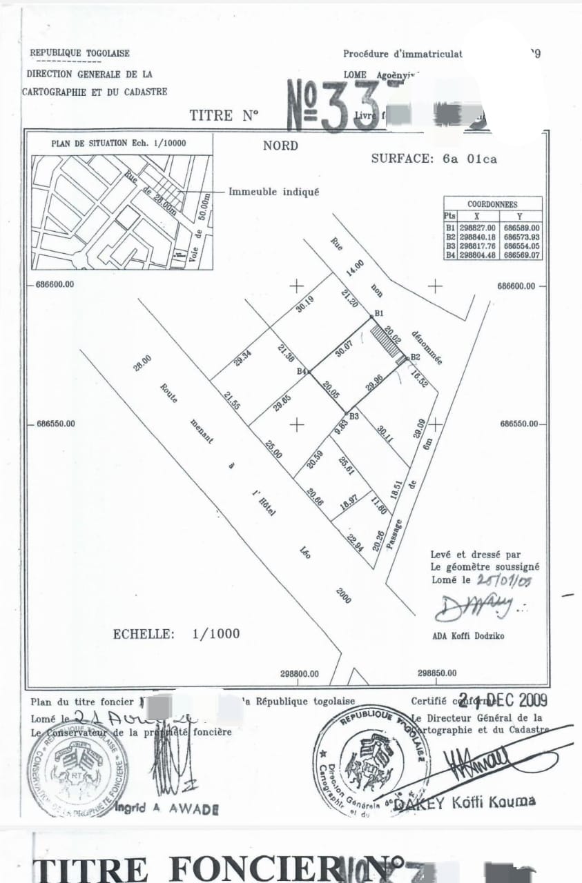 Terrain de 300 m² en vente à Avédji Adrogbapé, à 60 m du goudron – 35 millions FCFA