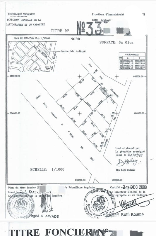 Terrain de 300 m² en vente à Avédji Adrogbapé, à 60 m du goudron – 35 millions FCFA