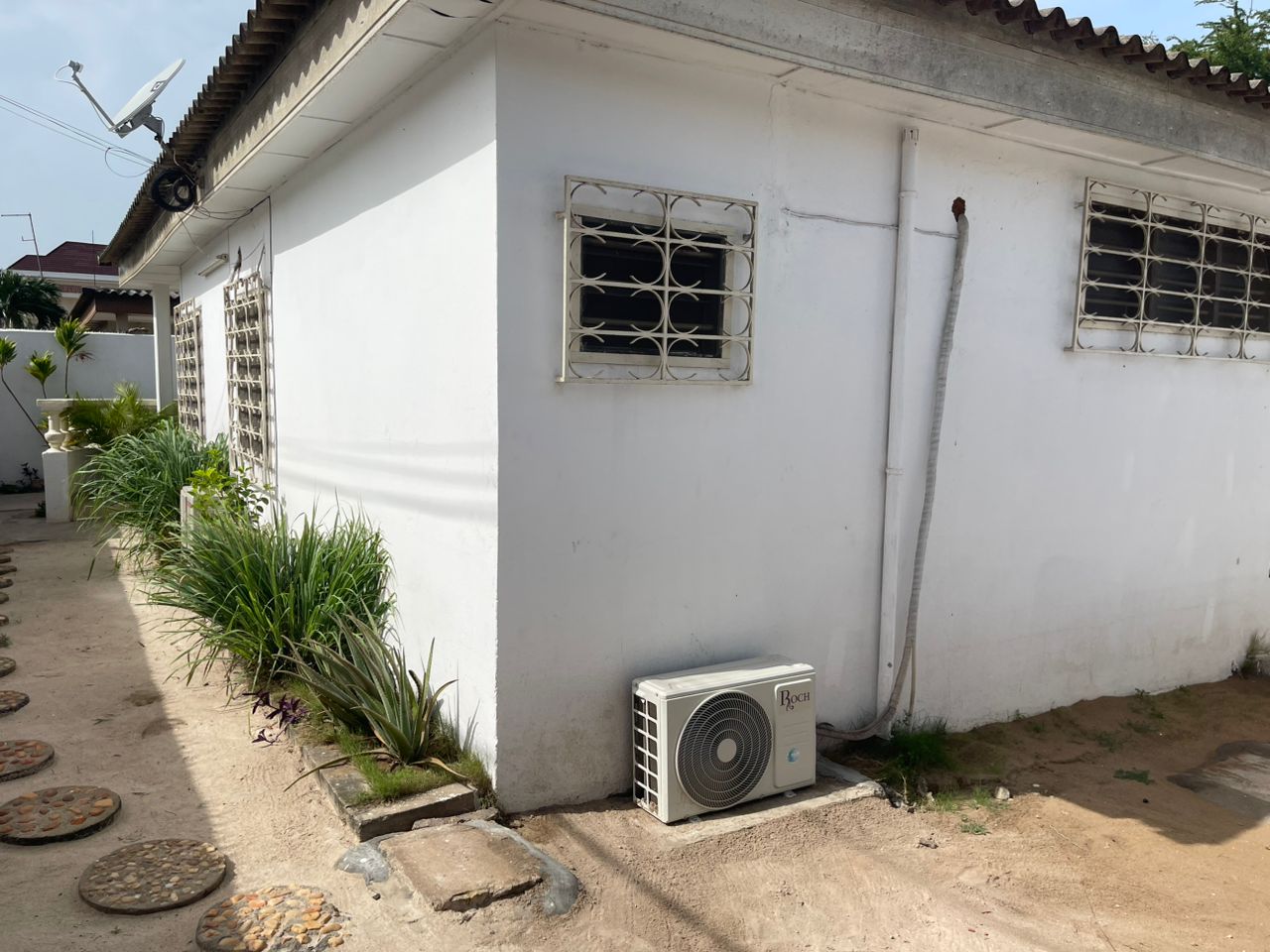 Villa 3 chambres à louer à Baguida - À partir de 200000 FCFA