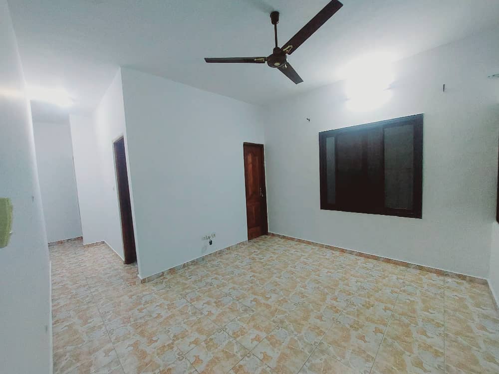 Appartement 2 pièces en location à Agoè Assiyéyé – 50 000 FCFA/mois