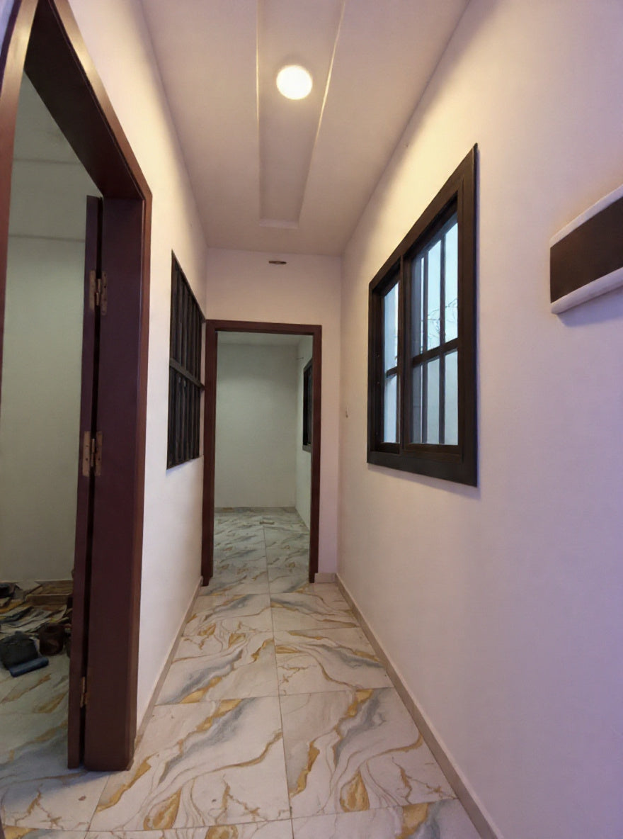 Villa 2 chambres en vente à Zanguera – 27 millions FCFA