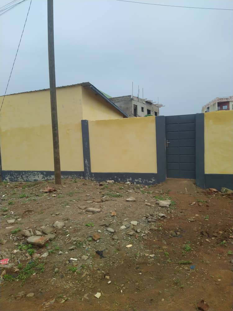 Terrain de 500 m² en vente à Sanguéra derrière la Mairie - 14.000.000 FCFA