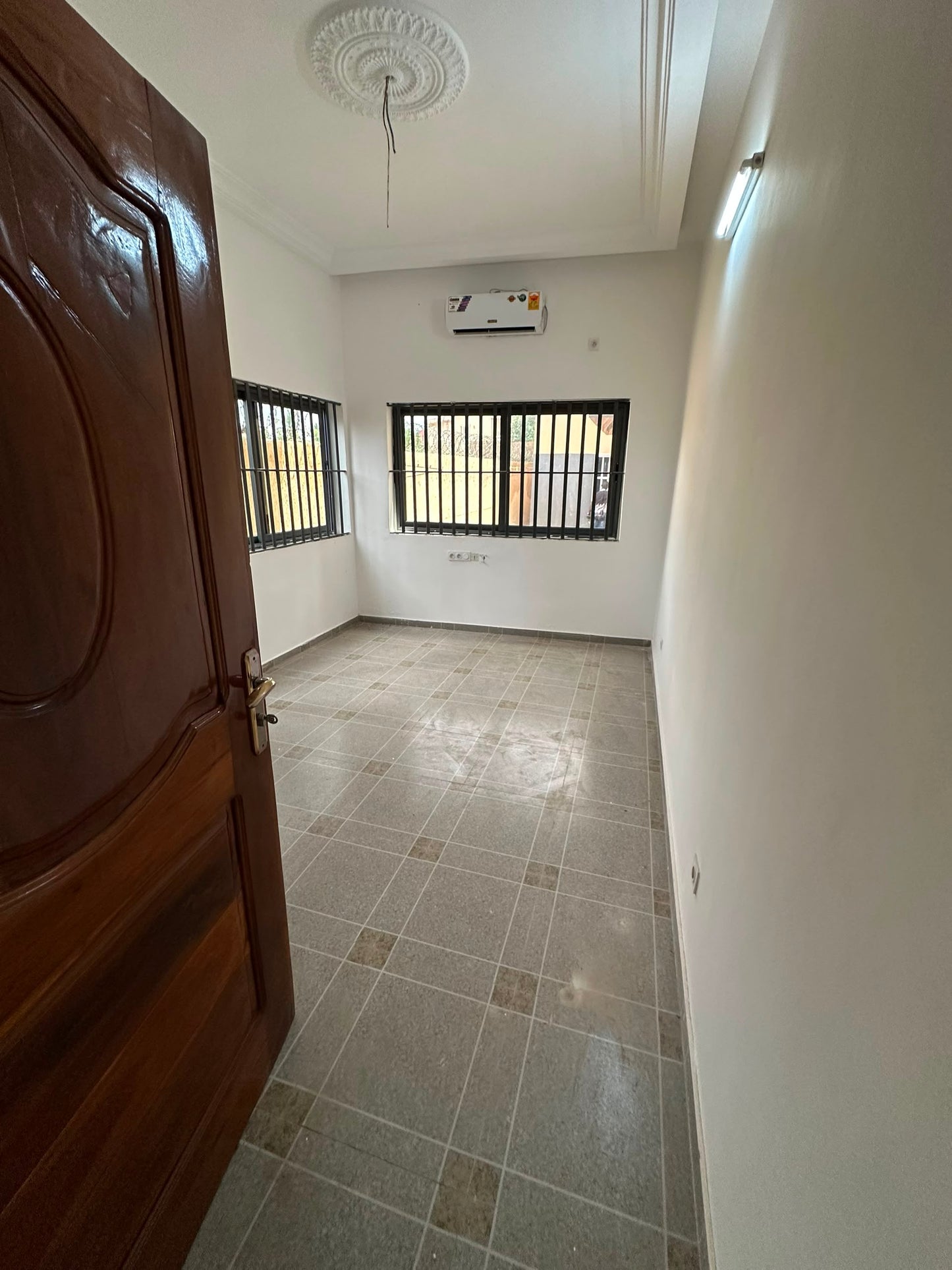 Appartement 2 chambres salon en location à Adidogomé Gblinkomegan – 150 000 FCFA