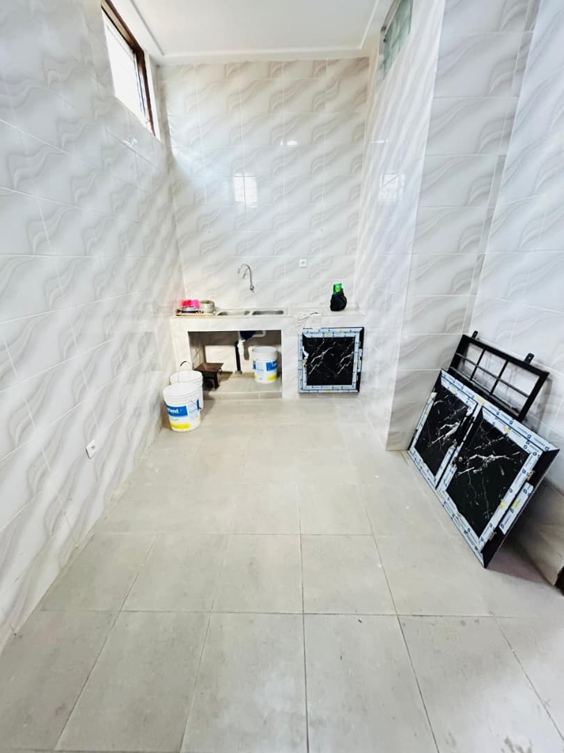 Villa 2 chambres de 150 m² à vendre à Adidogomé Wonyomé – 30 millions FCFA
