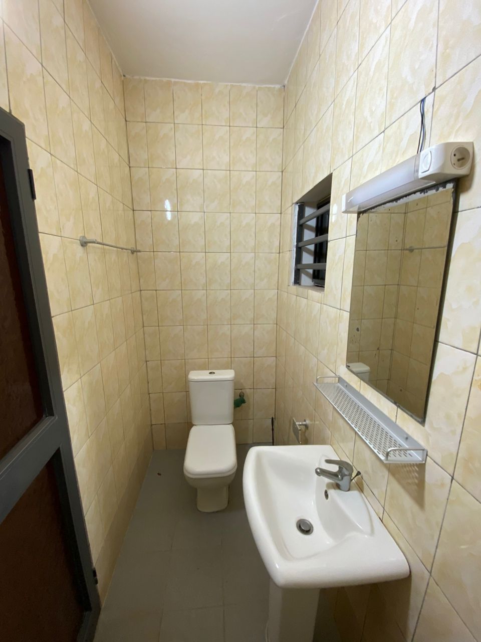 Appartement 1 chambre à louer à Agoé Cacavéli – 70 millions FCFA