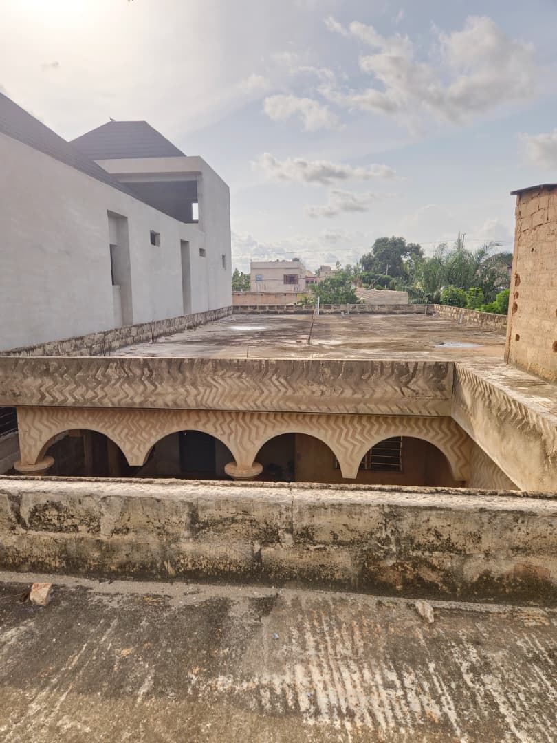 Villa 3 chambres de 100 m² en vente à Segbé Akato, proche du goudron – 25 millions FCFA
