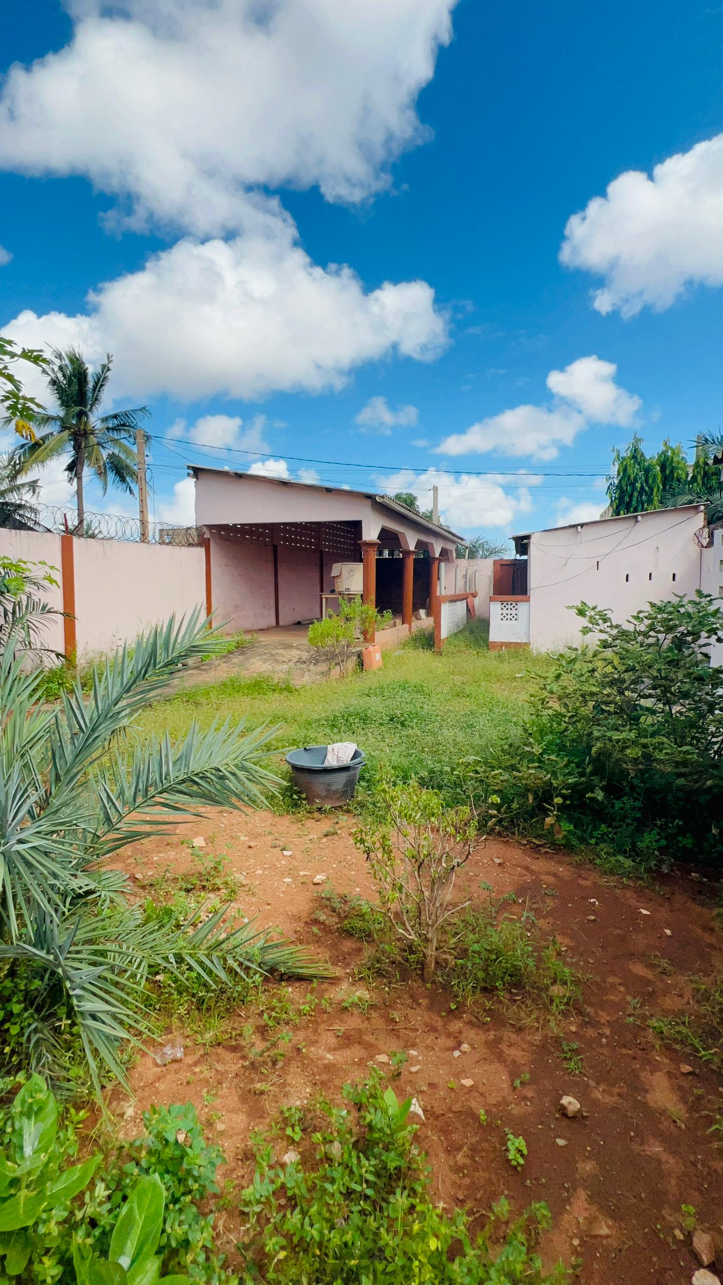 Villa 3 chambres en vente à Agoè Assiyéyé – 32 000 000 FCFA