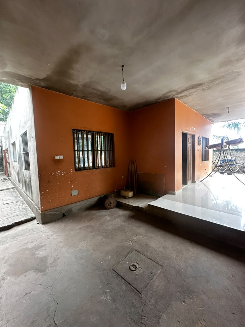 Villa 2 chambres en vente à Légbassito – 45 millions FCFA