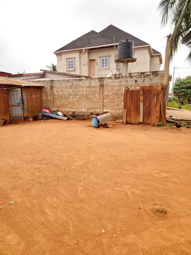 Villa 3 chambres en vente à Adidogomé Awatamé Boukarou – 65 millions FCFA