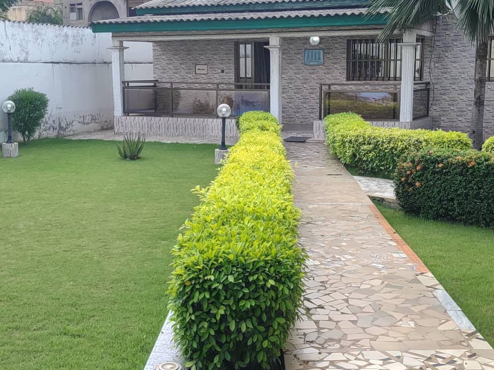 Villa 3 pièces en vente à Totsi Gbonkome – 42 millions FCFA