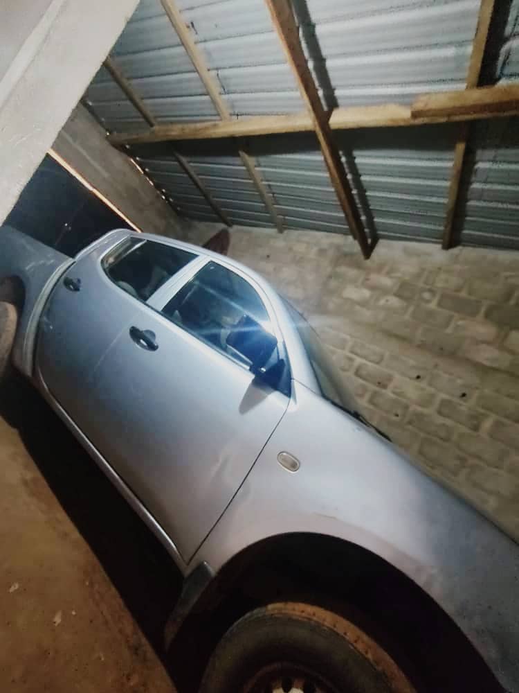 Appartement 2 chambres salon en location à Attiégou – 70 000 FCFA/mois
