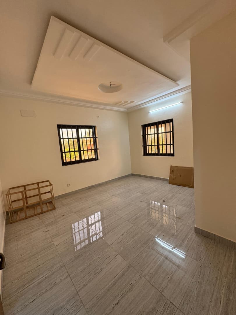 Belle villa 4 chambres en vente à Sagbado Logoté – 90 millions FCFA