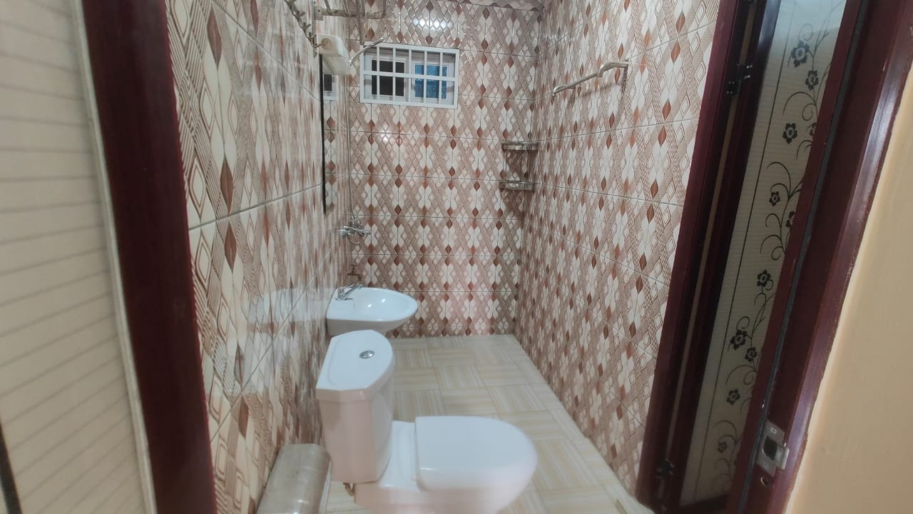 Appartement 3 chambres en location à Amadahomé bar visa – 120 000 FCFA