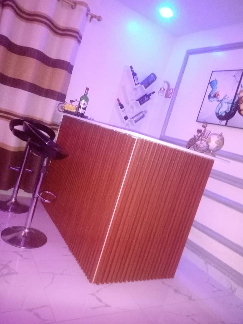 Villa 3 chambres meublée à louer à Adidogomé-Wonyomé – 500000 FCFA