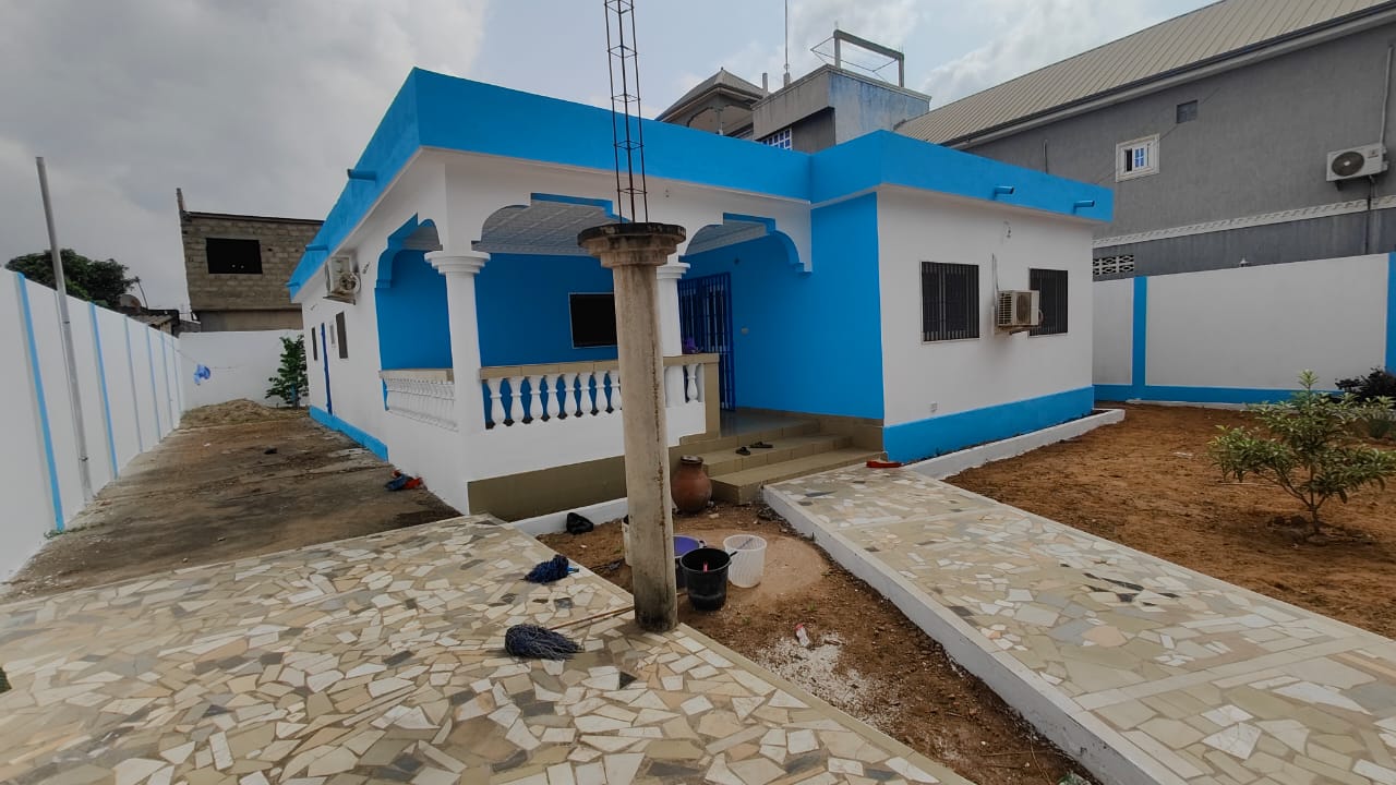 Villa 3 chambres à louer à AmandaHome – 200 000 FCFA