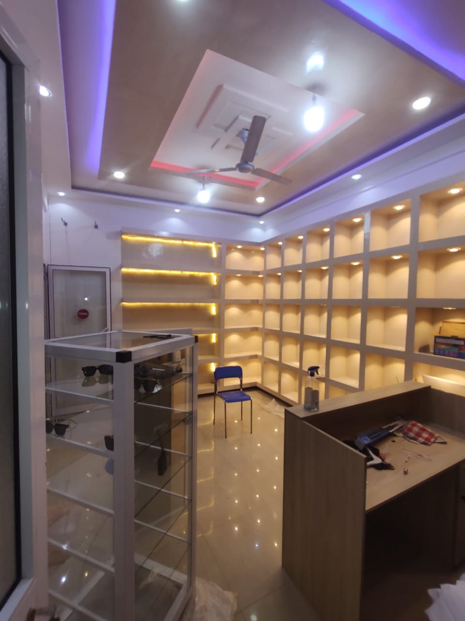 Boutique en location à Agbalepedo – 60 000 FCFA