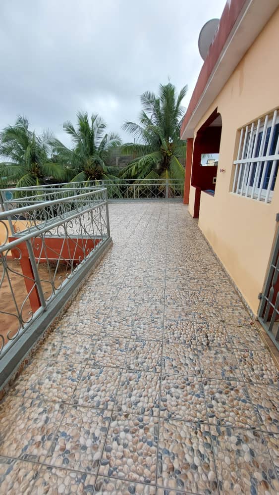 Appartement meublé 3 chambres à louer à Adidogomé Gbomamé – 450 000 FCFA/mois